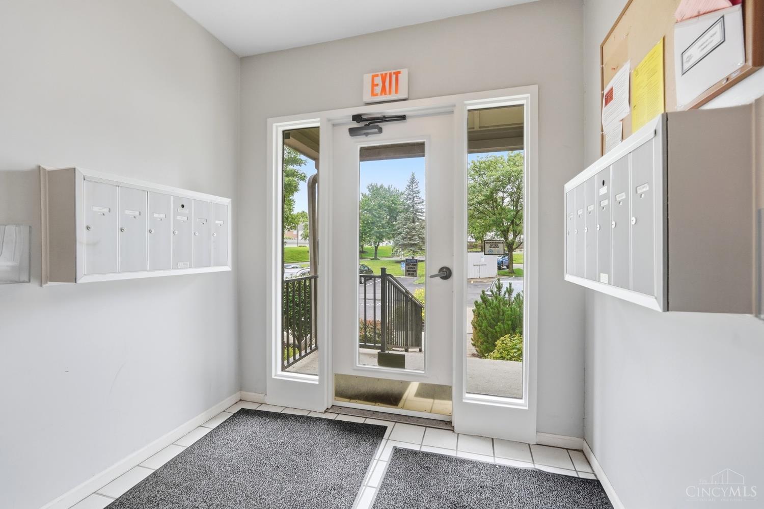 7370 Ridgepoint Drive Unit: 6
