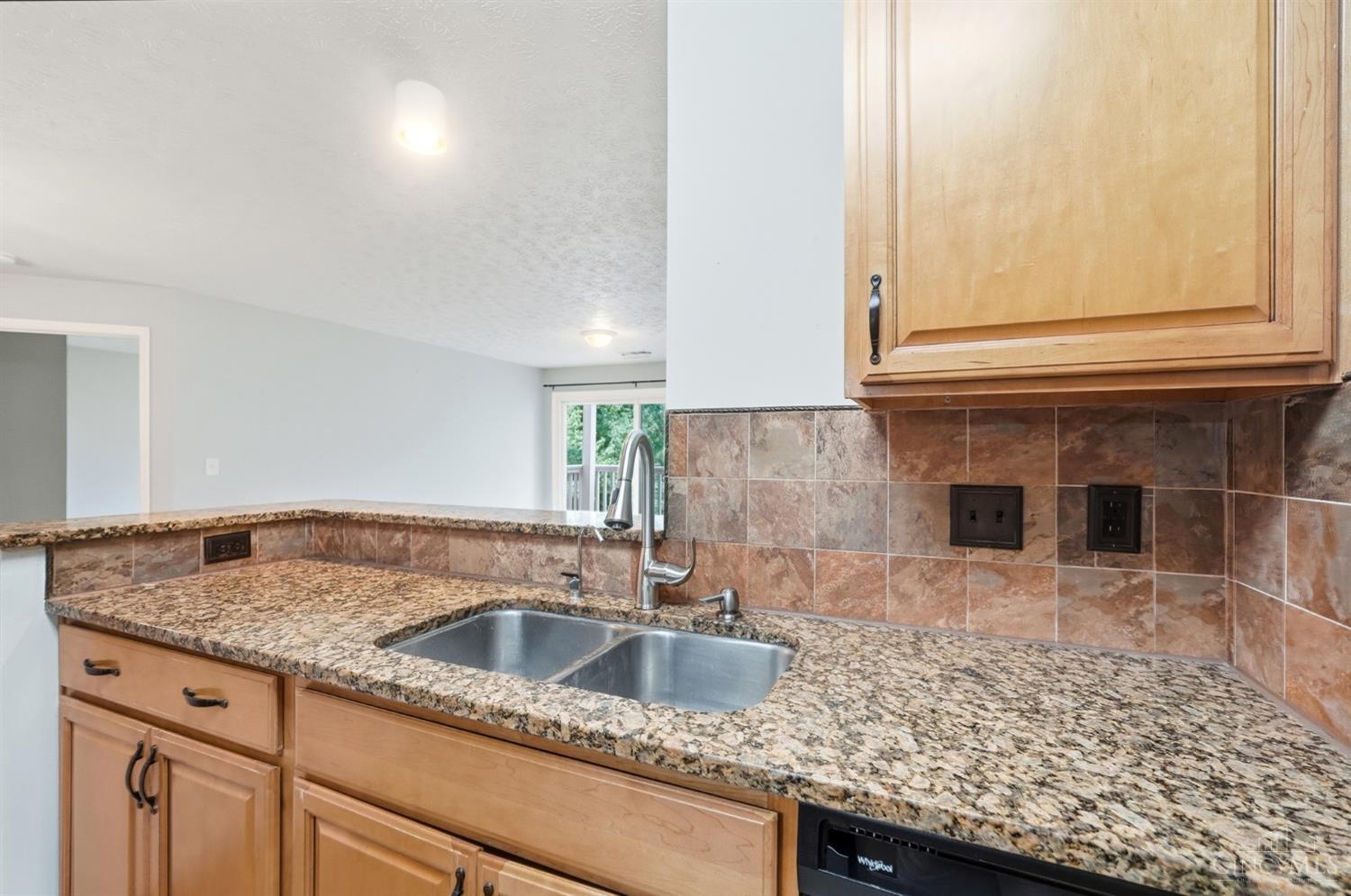 7370 Ridgepoint Drive Unit: 6