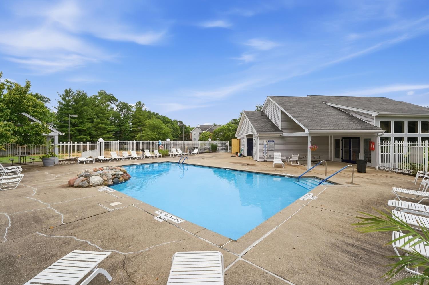 7370 Ridgepoint Drive Unit: 6