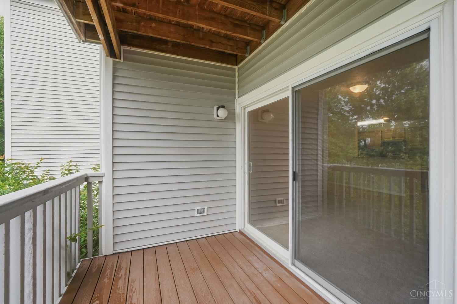 7370 Ridgepoint Drive Unit: 6
