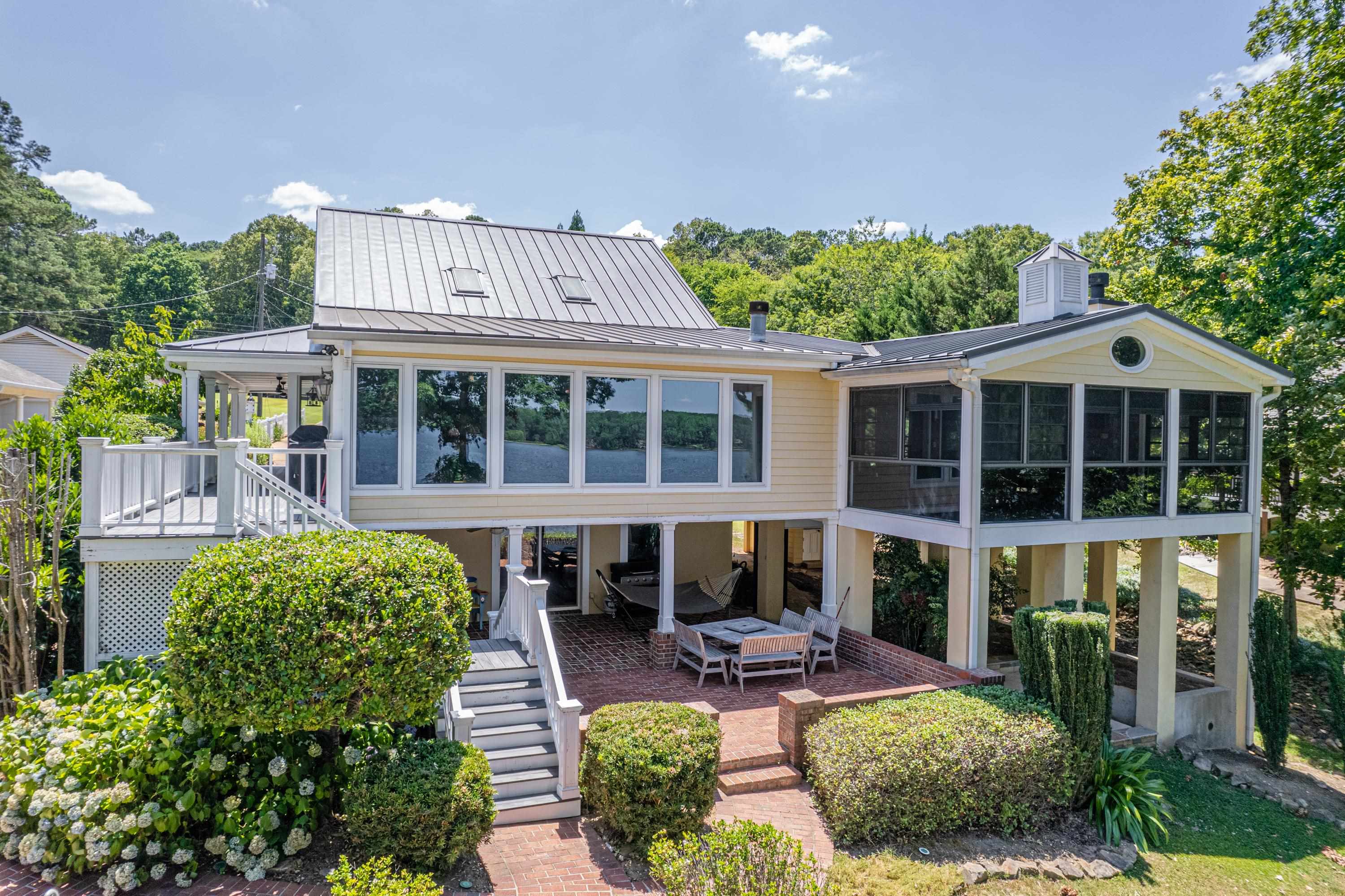 142 HICKORY POINT DRIVE