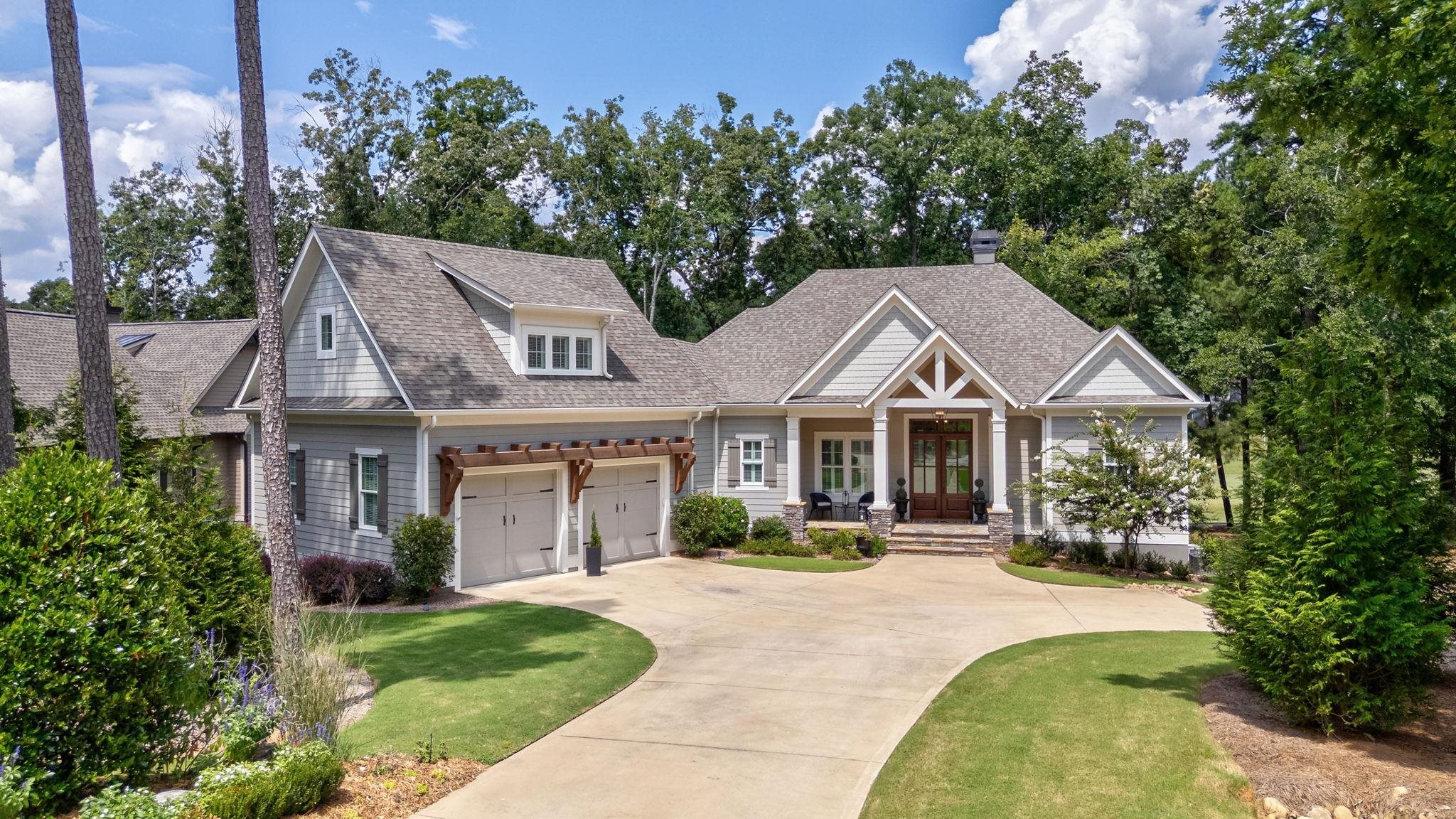 1041 LAKE POINTE SOUTH