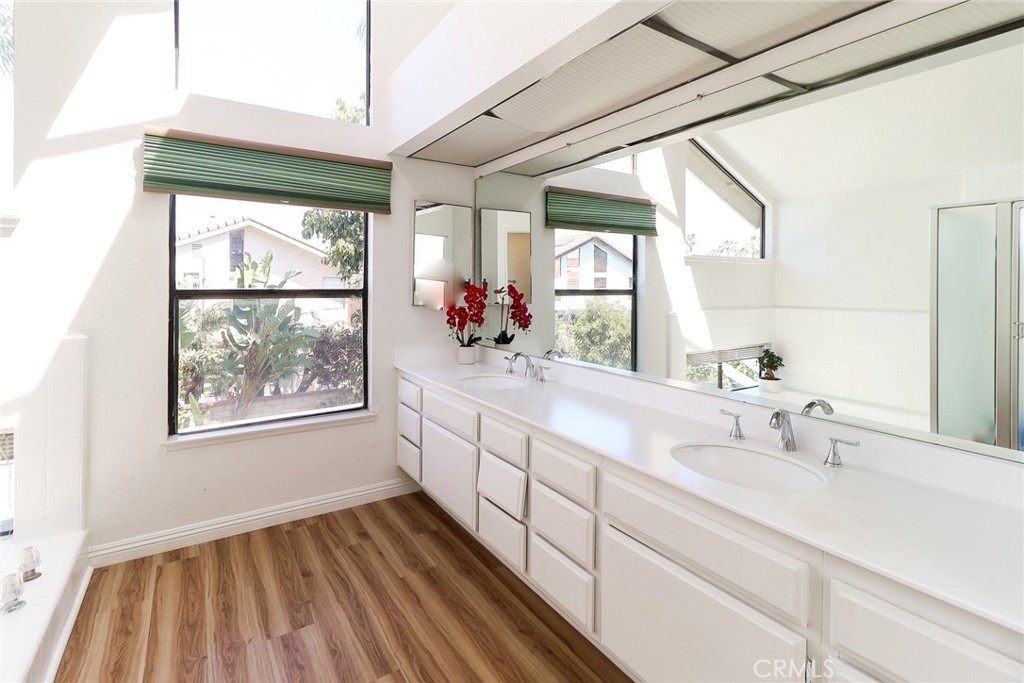 8288 Mercury Drive