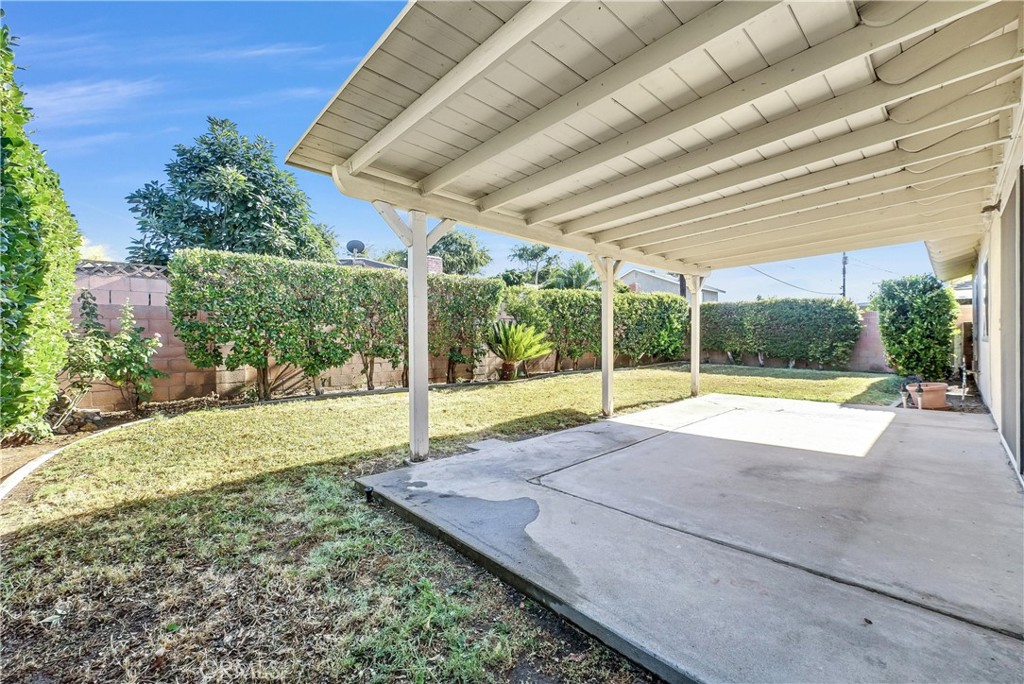 420 W Parkwood Avenue