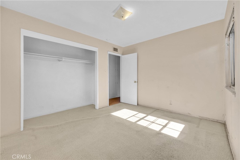 420 W Parkwood Avenue