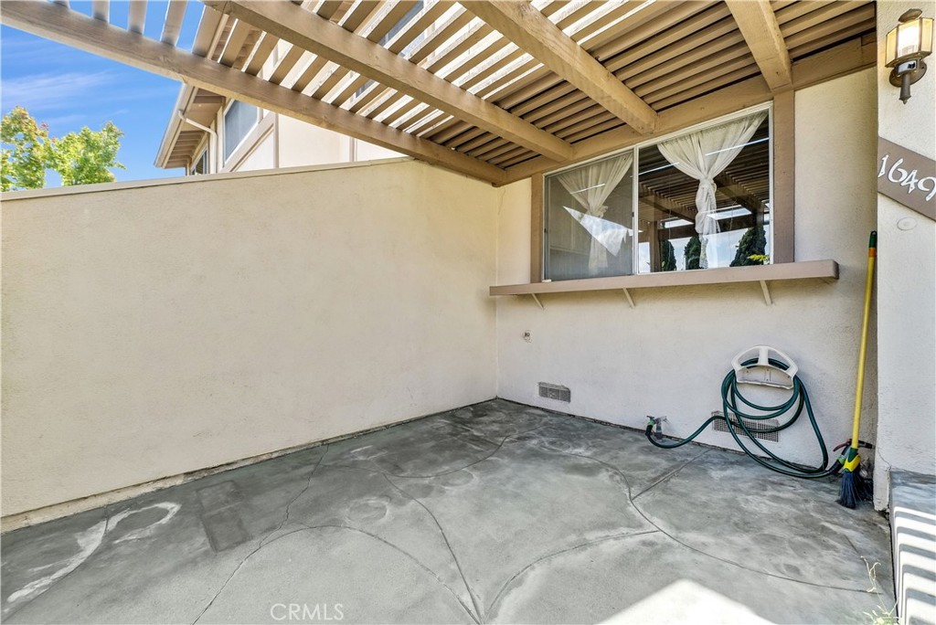 1649 N Gilbert Street 5