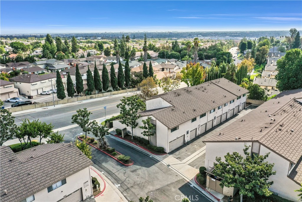 1649 N Gilbert Street 5