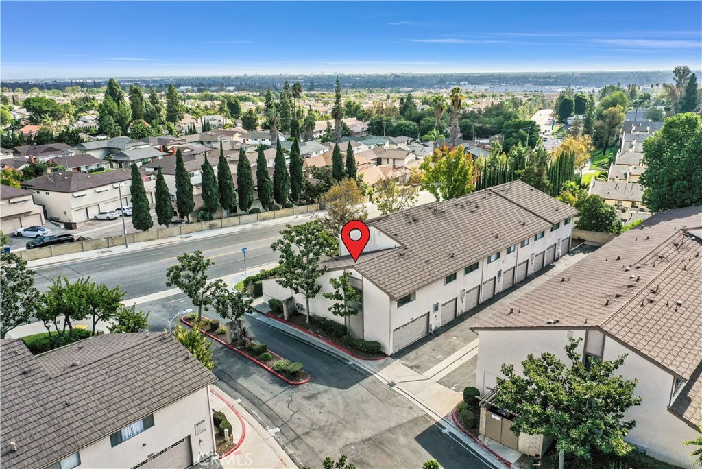 1649 N Gilbert Street 5