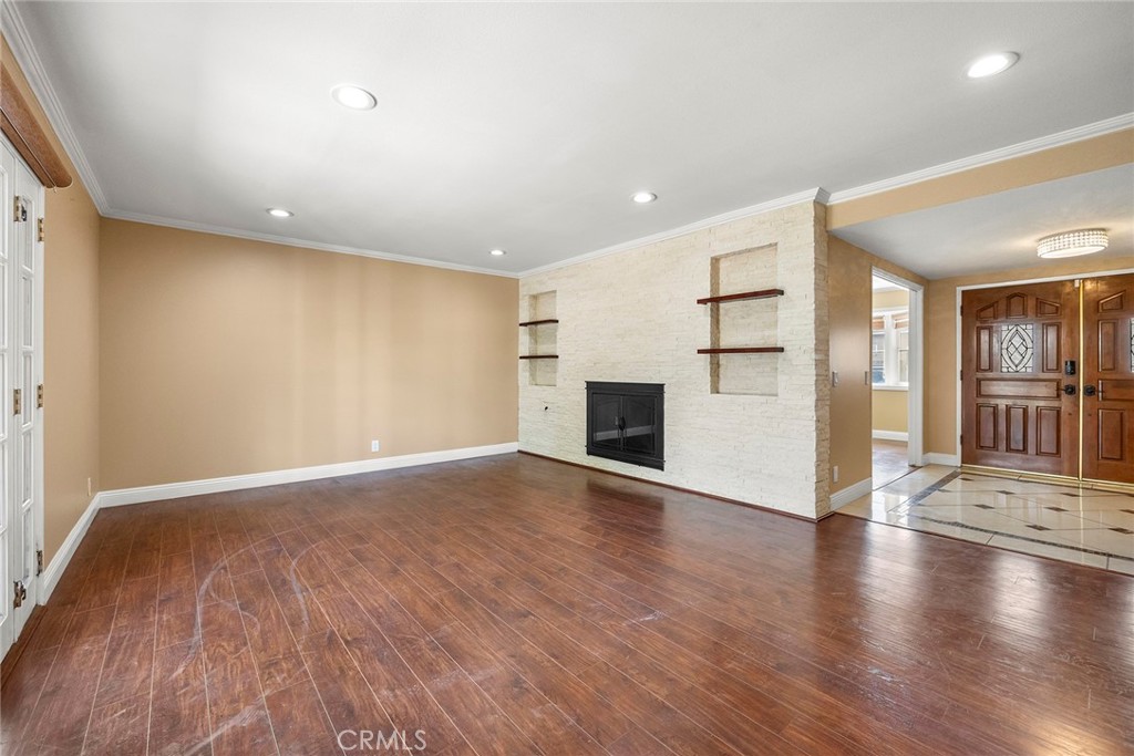 1394 Arrowhead Drive