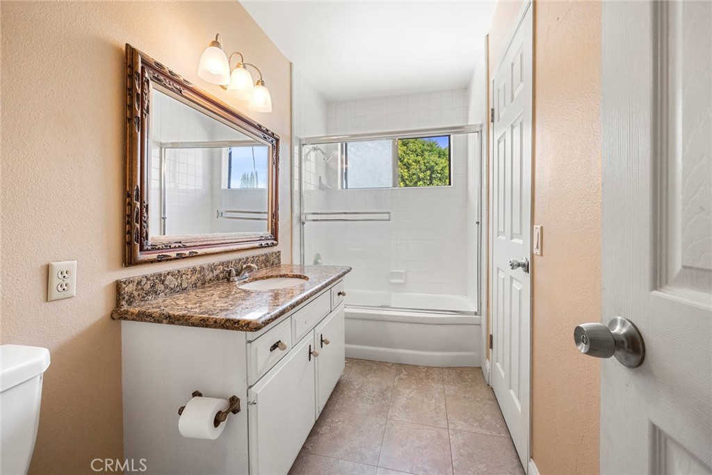 1394 Arrowhead Drive