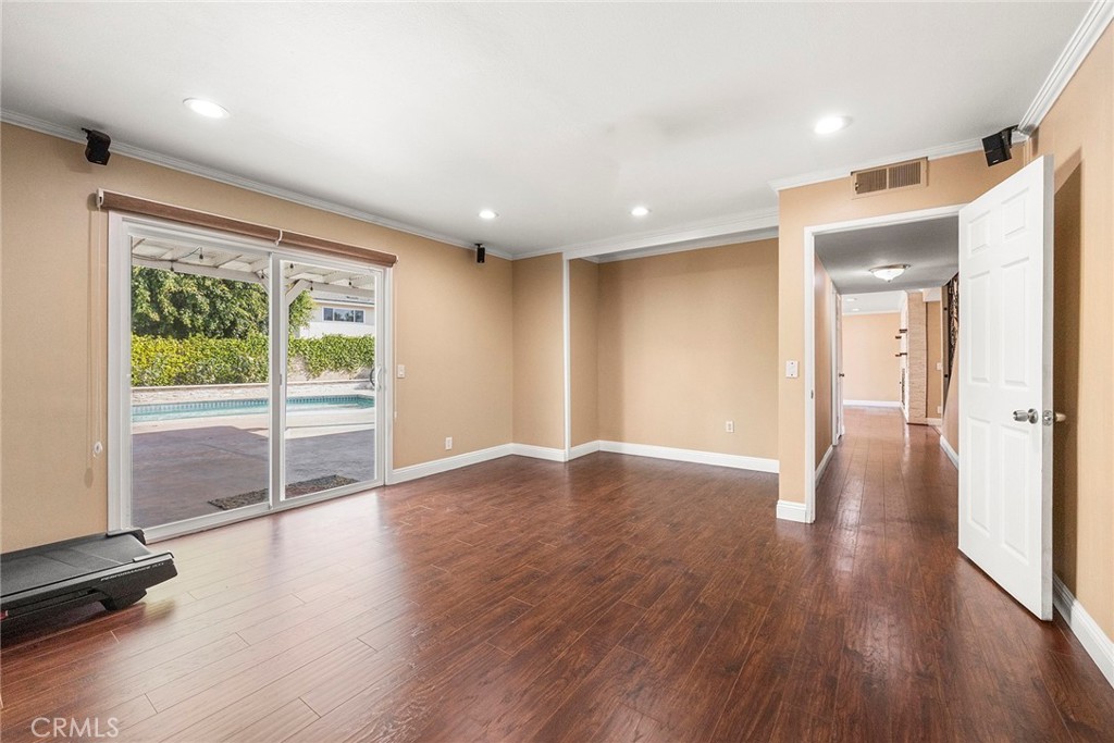 1394 Arrowhead Drive