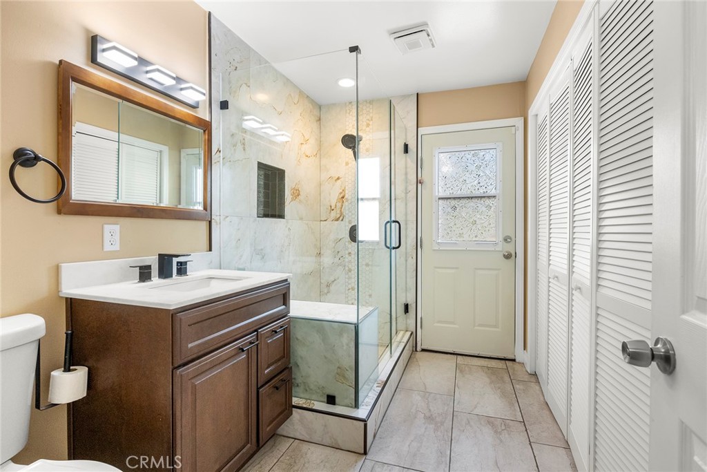 1394 Arrowhead Drive