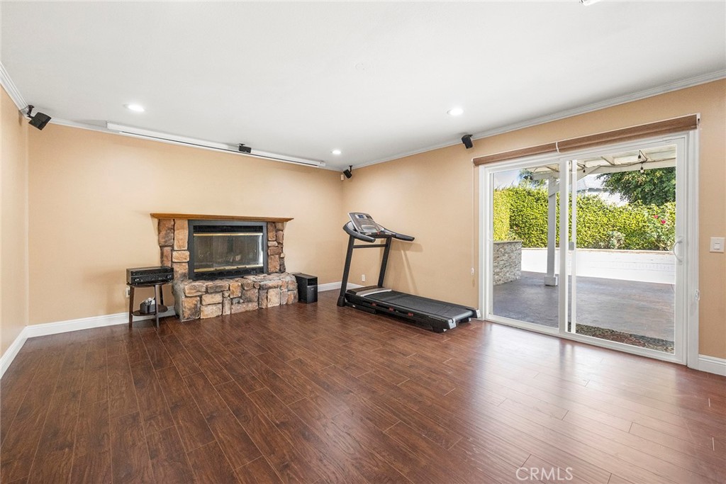 1394 Arrowhead Drive