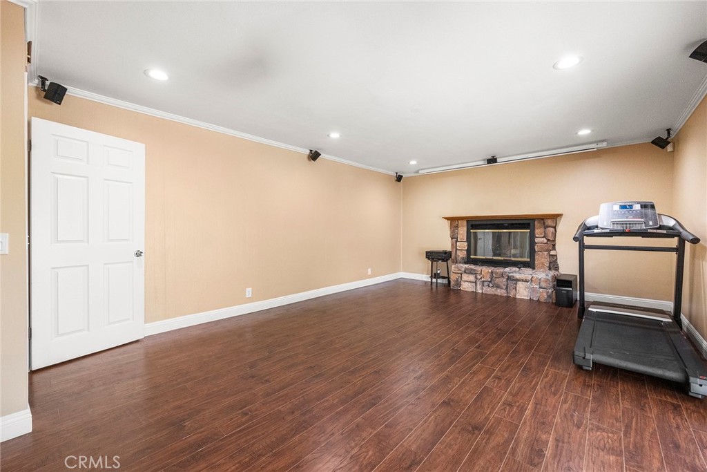 1394 Arrowhead Drive