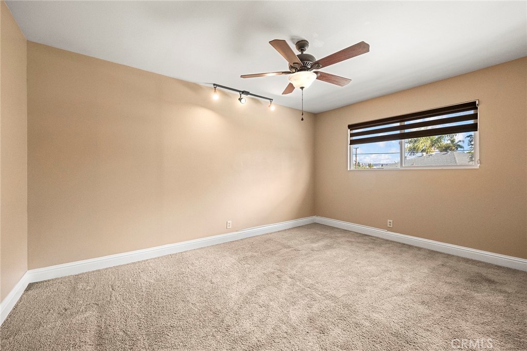 1394 Arrowhead Drive