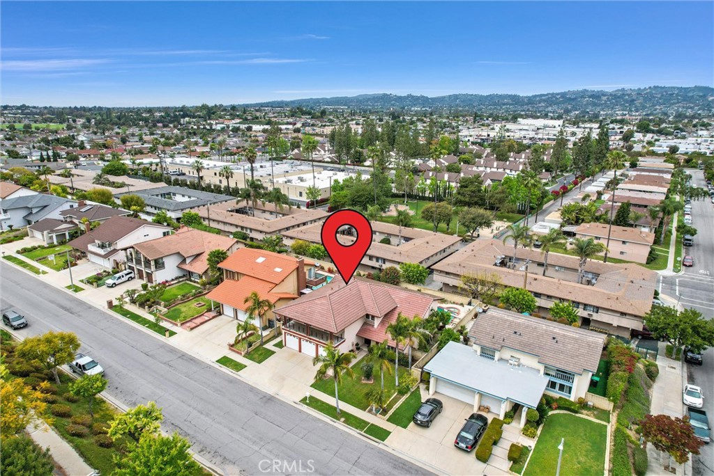 251 Avenida Santa Anita