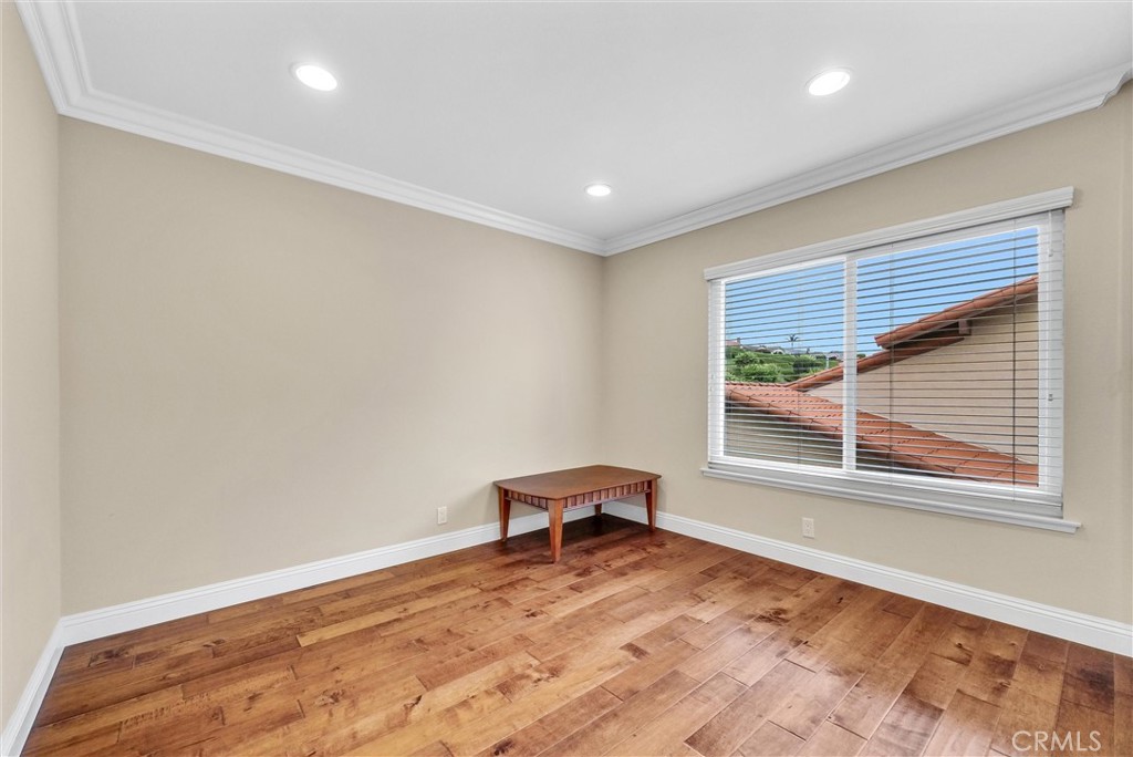 251 Avenida Santa Anita