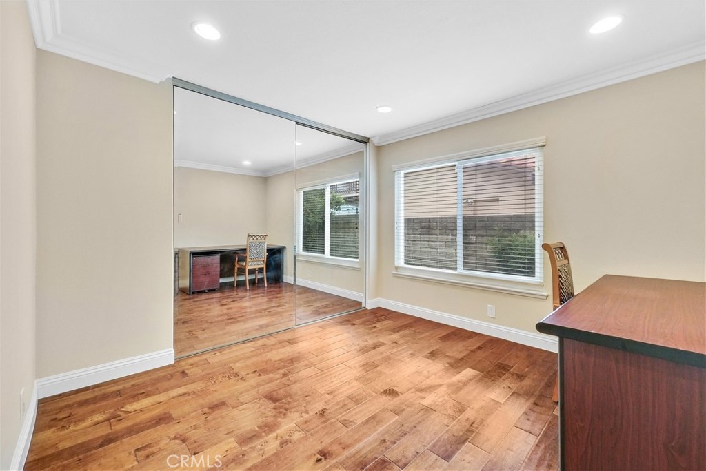 251 Avenida Santa Anita