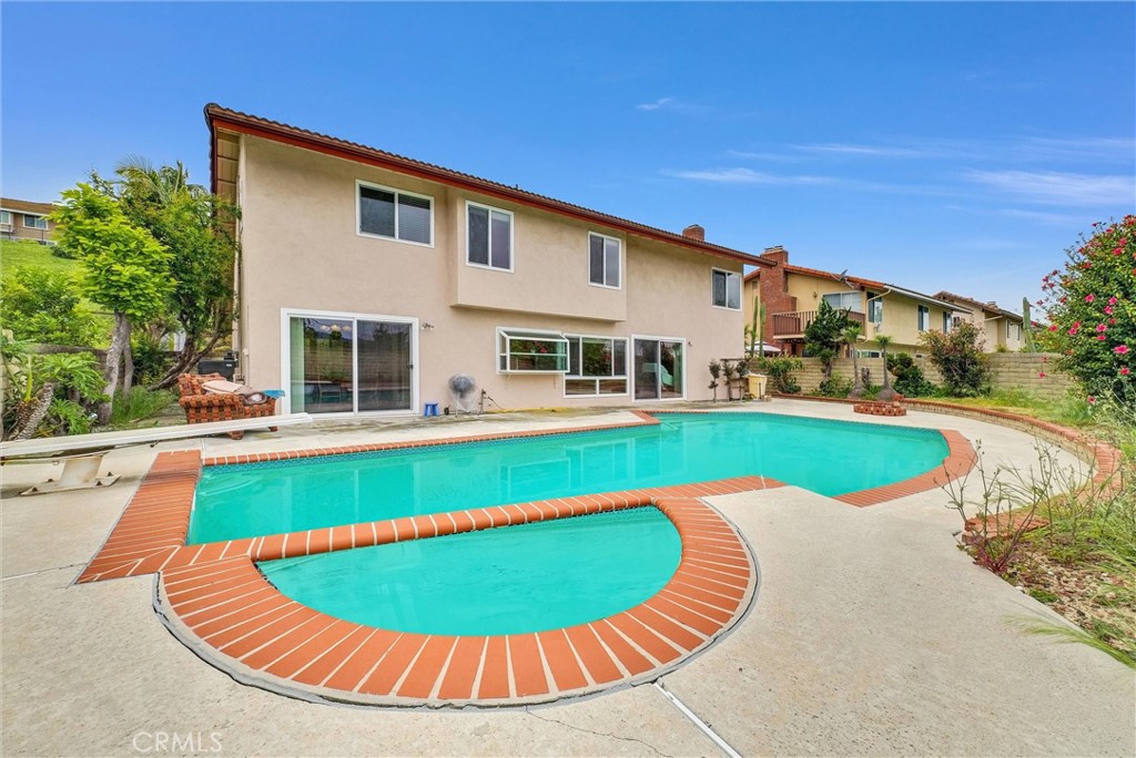 251 Avenida Santa Anita