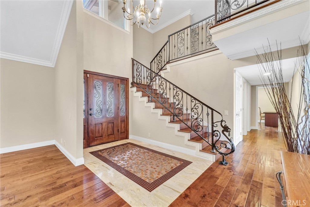 251 Avenida Santa Anita