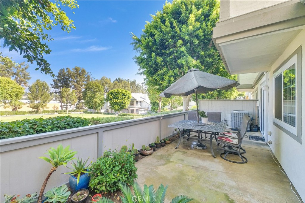 871 W Country View 45