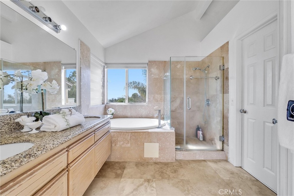 15914 Ridgeview Lane