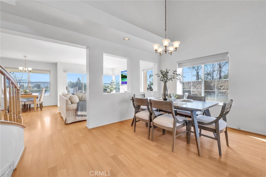 15914 Ridgeview Lane