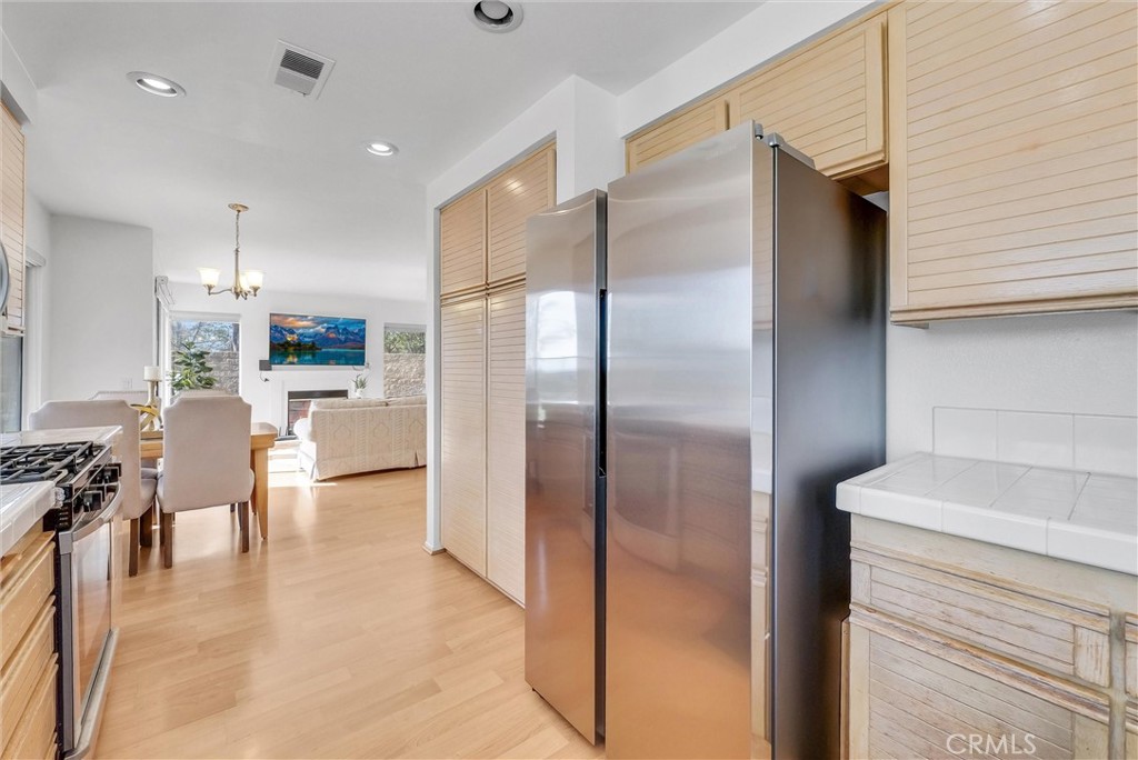 15914 Ridgeview Lane