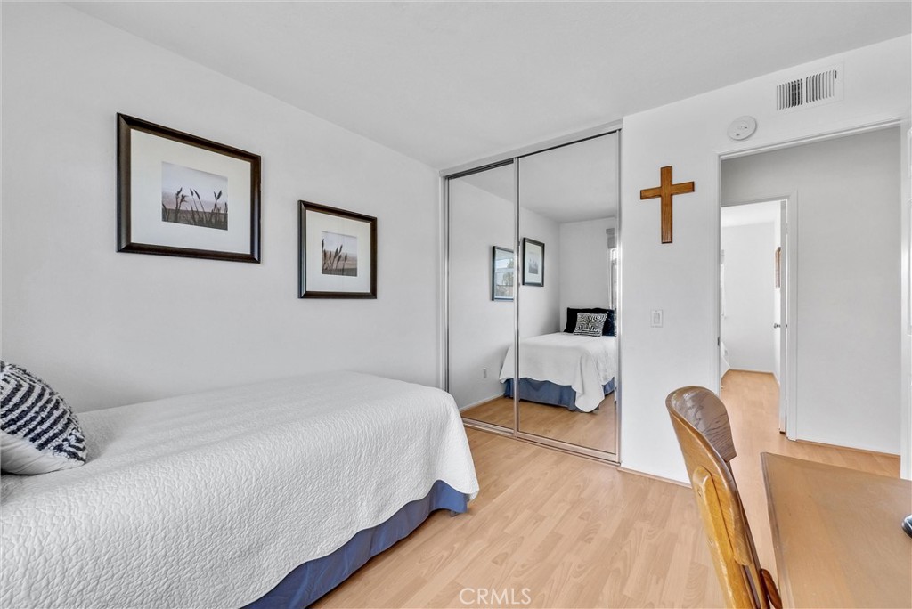 15914 Ridgeview Lane