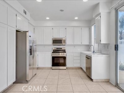 15251 S Rousseau Lane