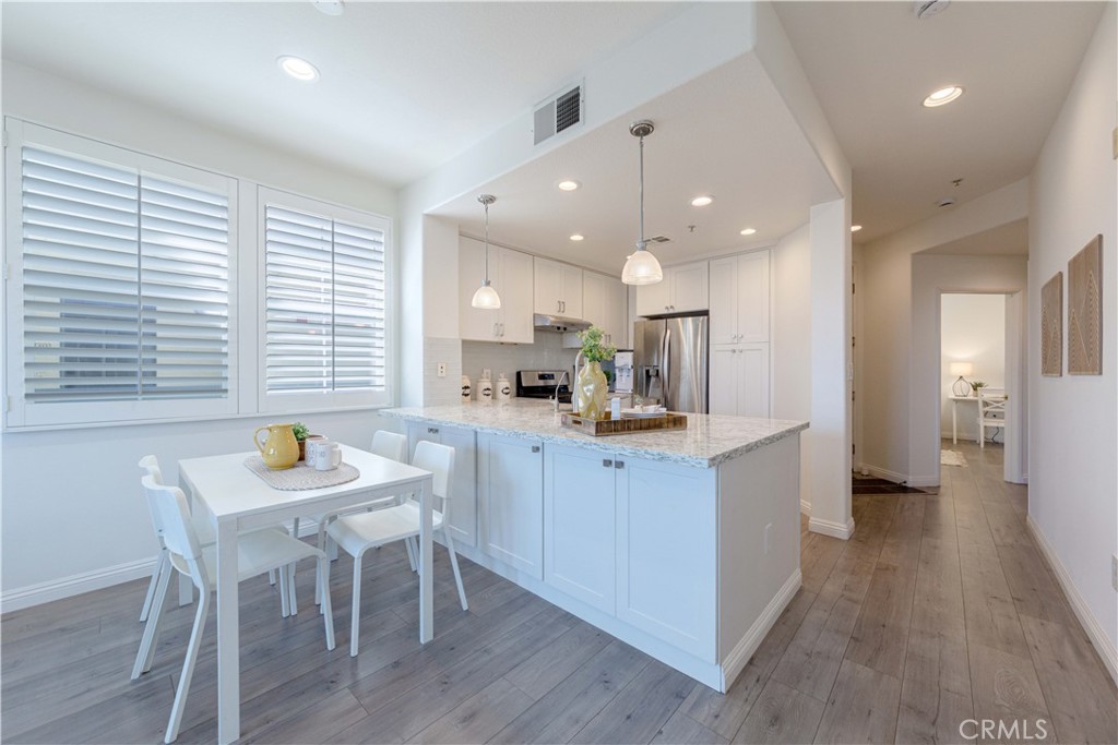 12963 Runway Road 414