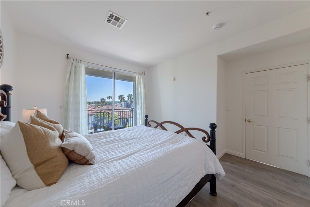 12963 Runway Road 414