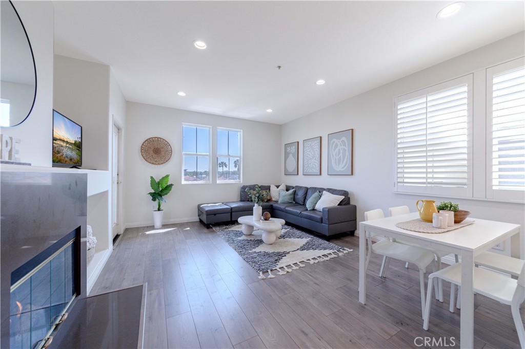 12963 Runway Road 414