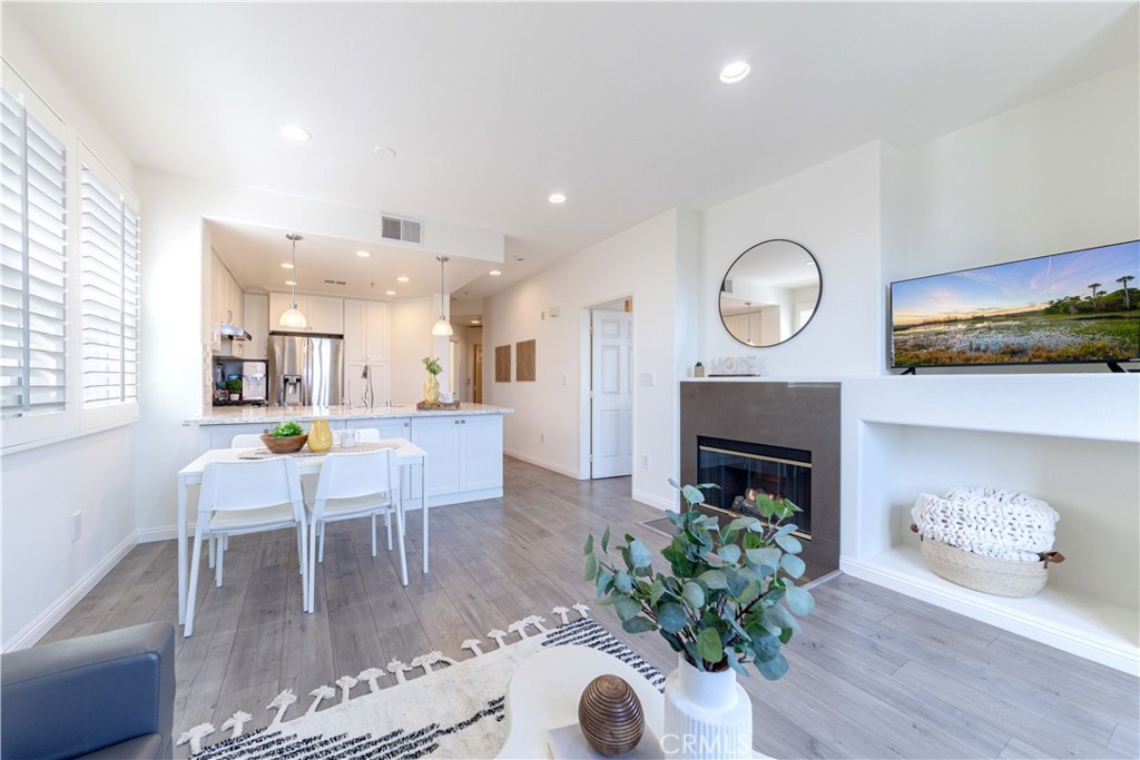 12963 Runway Road 414