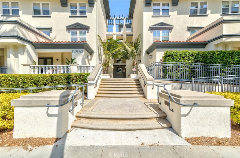 12963 Runway Road 414