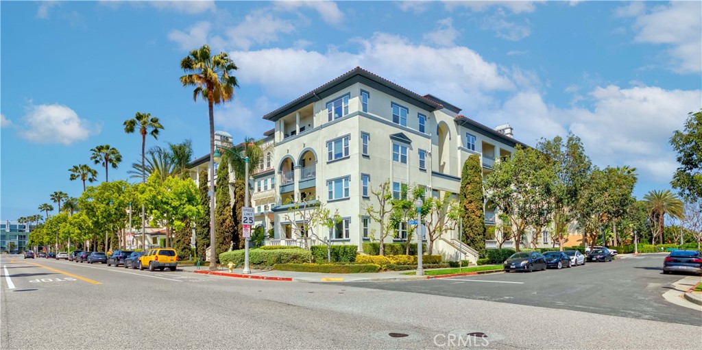 12963 Runway Road 414