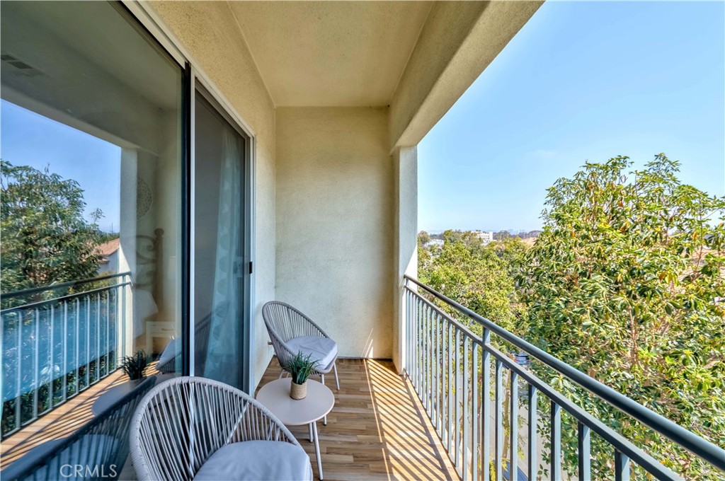 12963 Runway Road 414