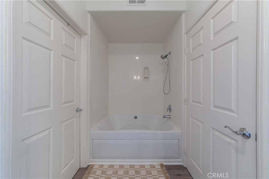 12963 Runway Road 414