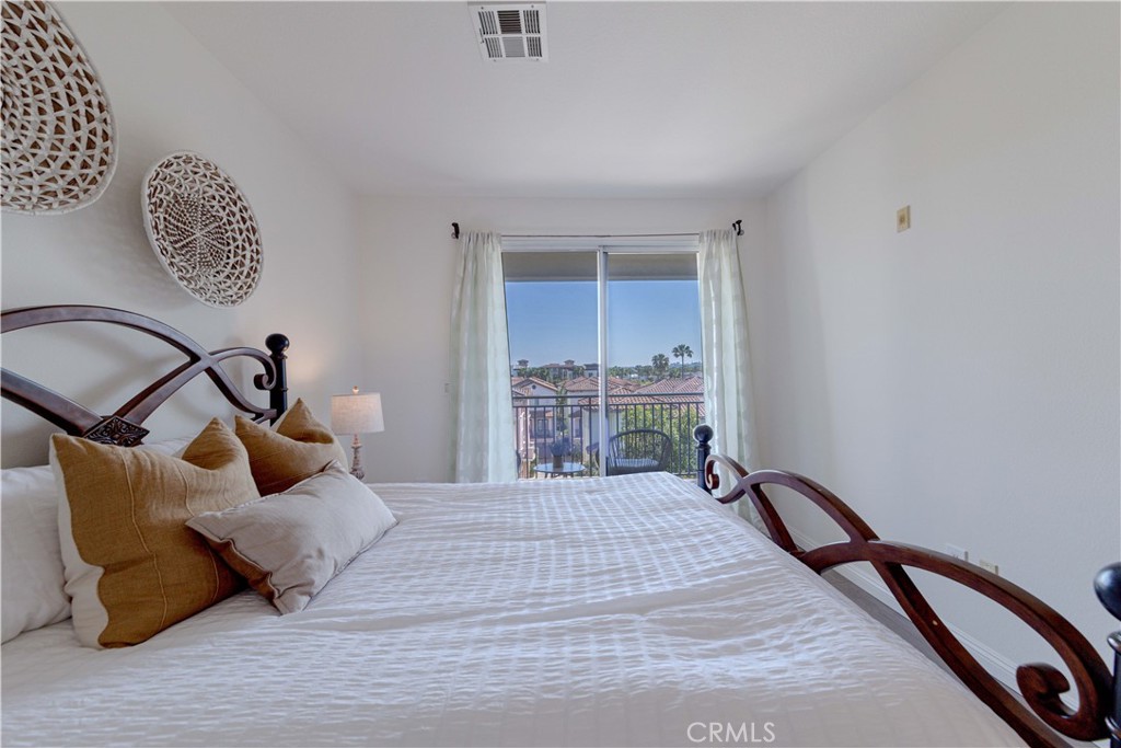 12963 Runway Road 414