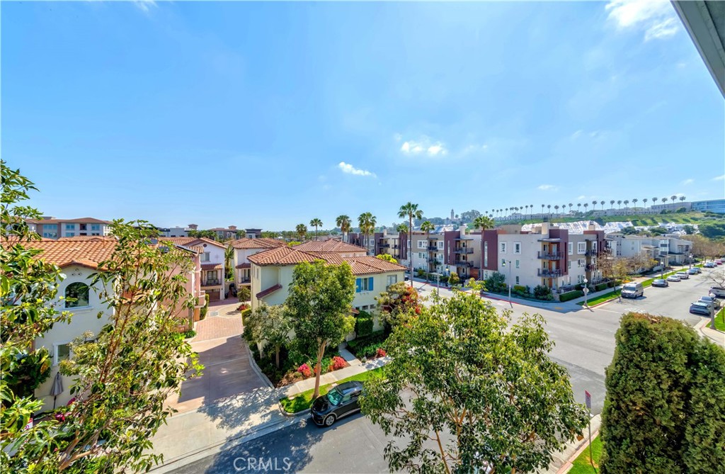 12963 Runway Road 414