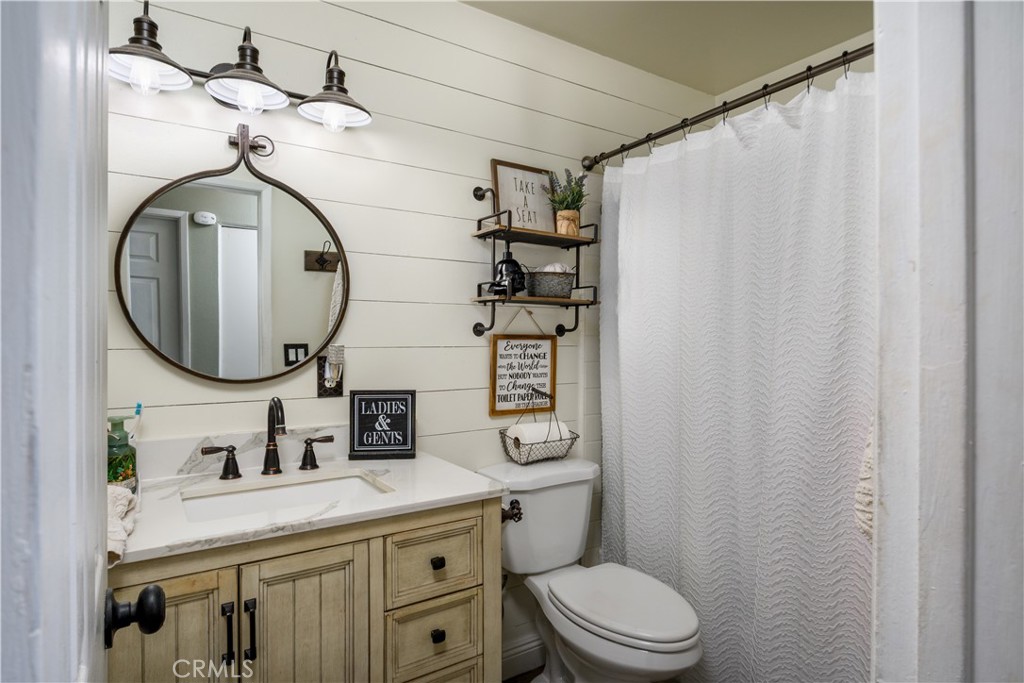 1550 Hillandale Avenue