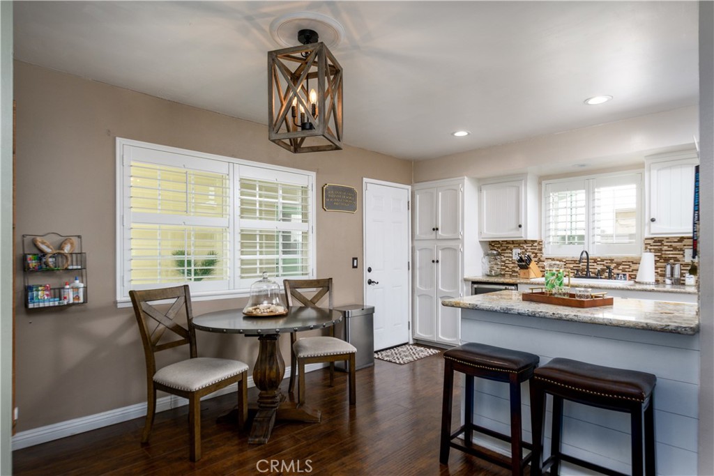 1550 Hillandale Avenue