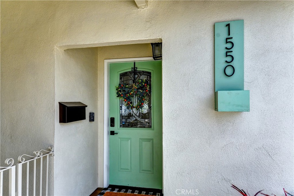 1550 Hillandale Avenue