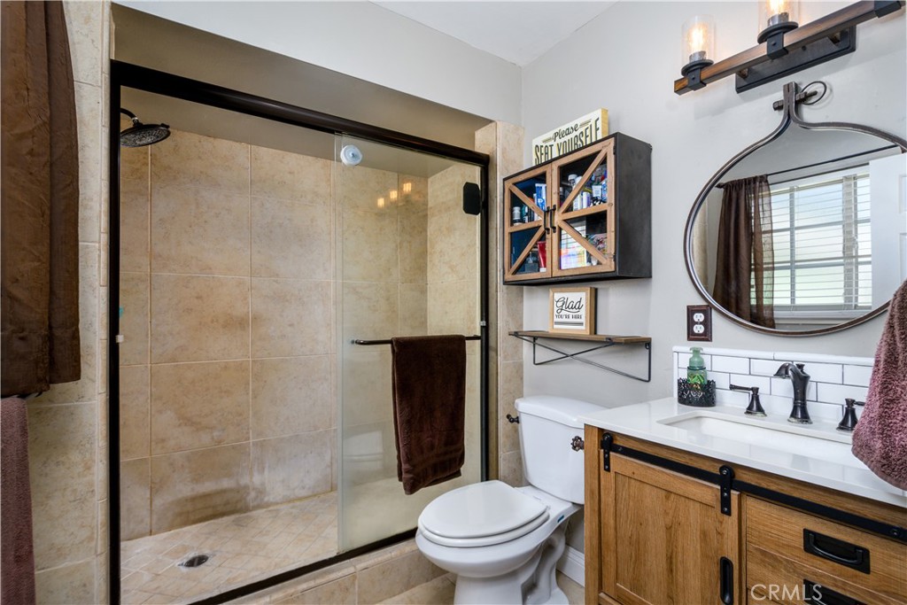 1550 Hillandale Avenue