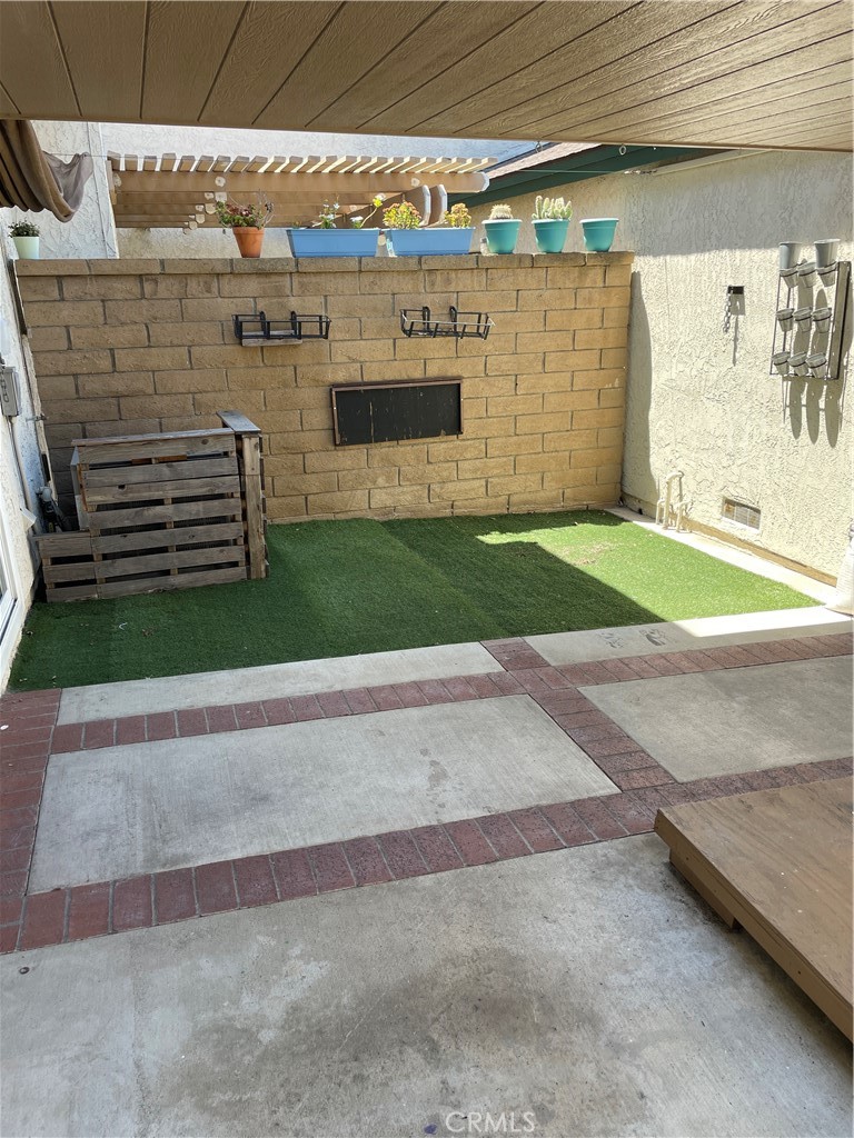 5429 Mead Drive