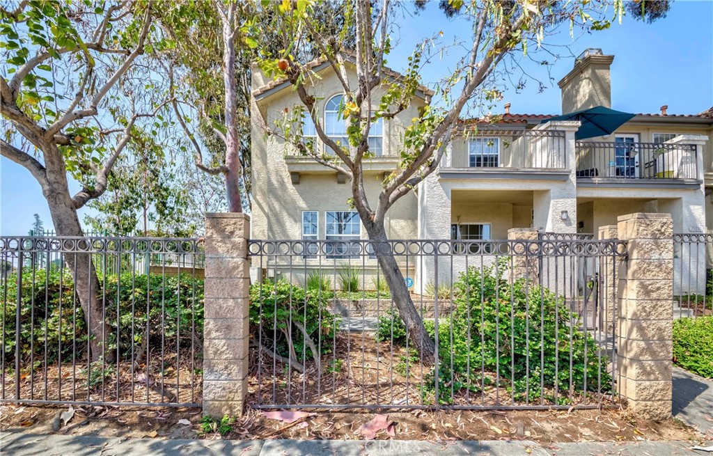 15032 Ocaso Avenue
