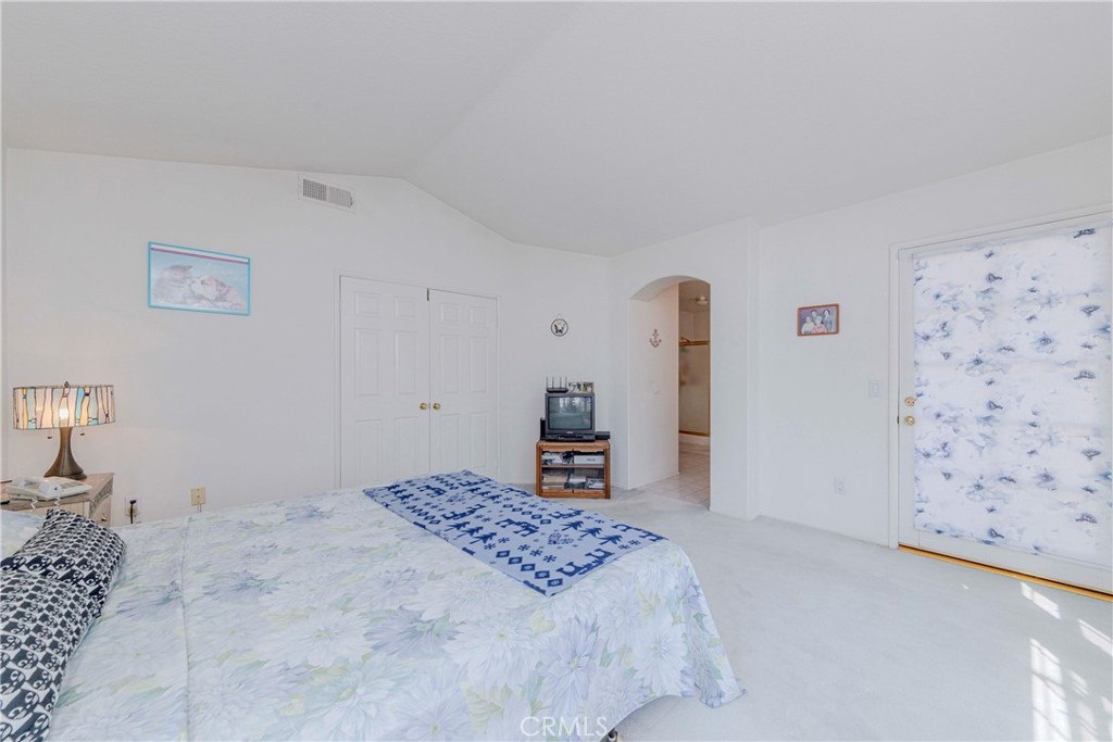 15032 Ocaso Avenue
