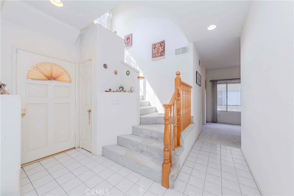 15032 Ocaso Avenue