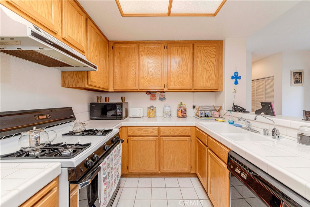 15032 Ocaso Avenue