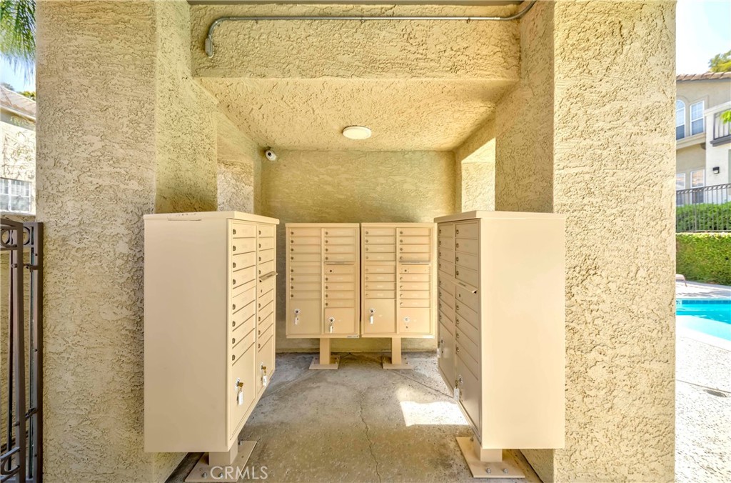 15032 Ocaso Avenue